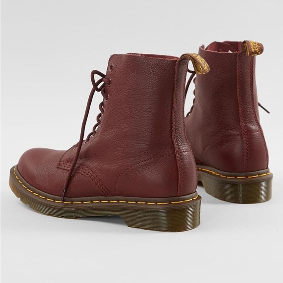 DR. MARTENS 1460 Pascal Virginia Leather Boots - Picture 3 of 14